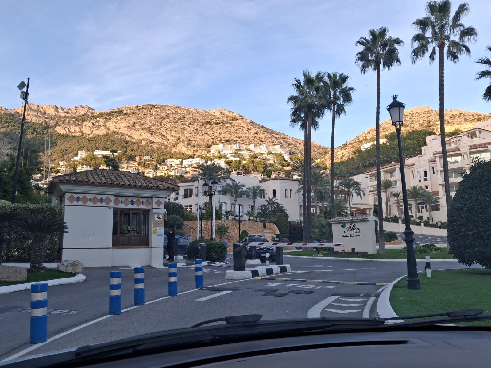 Barrera seguridad Altea hills